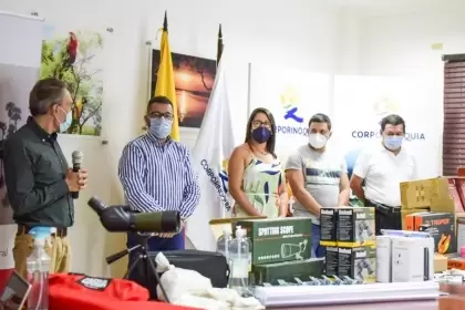 Equipos donados mejoran procesos de tomas de decisiones de control y vigilancia, fortaleciendo la conservación de ecosistemas de sabana inundable y selvas transicionales.
